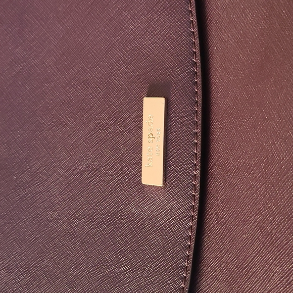 Kate Spade handbag medium size flap close NWOT wine color - Picture 5 of 8